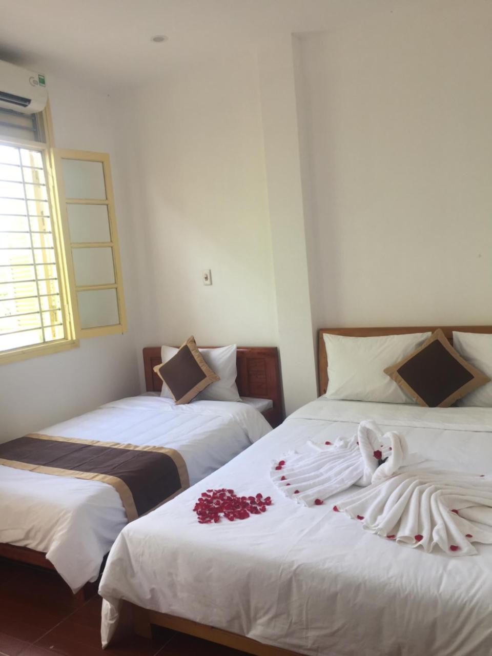 Thanh Huong Hotel Hanoi Buitenkant foto